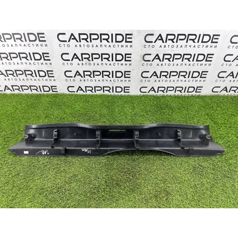 Накладка замка крышки багажника (салон) Renault Scenic III 2011 1.6 R9M 849210002R