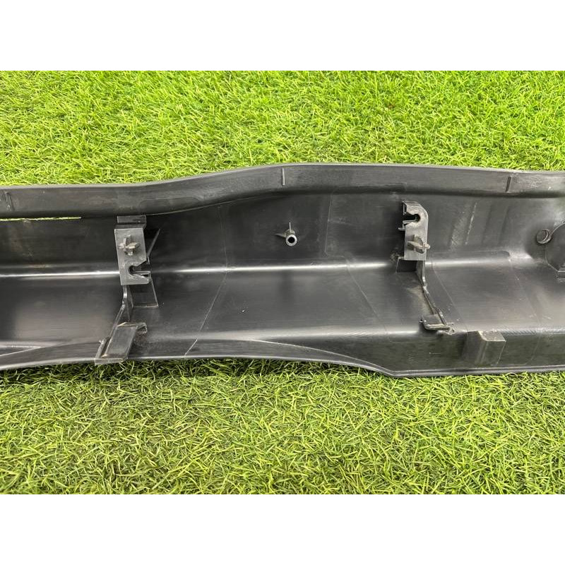 Накладка замка крышки багажника (салон) Renault Scenic III 2011 1.6 R9M 849210002R