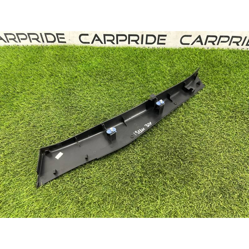 Накладка на порог (кузов и элементы) Renault Scenic III 2011 1.6 R9M 849500086R