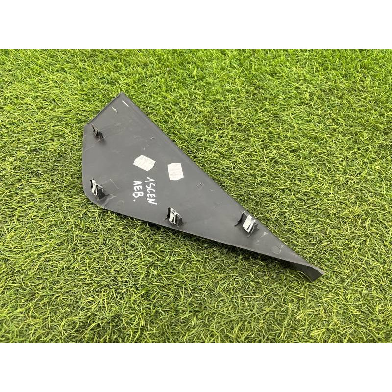 Накладка торпеды боковая (салон) Renault Scenic III 2011 1.6 R9M 689211603R