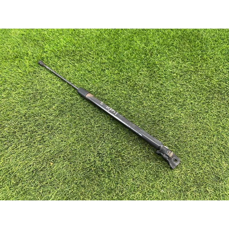 Амортизатор багажника (кузов и элементы) Renault Scenic III 2011 1.6 R9M 904500004r