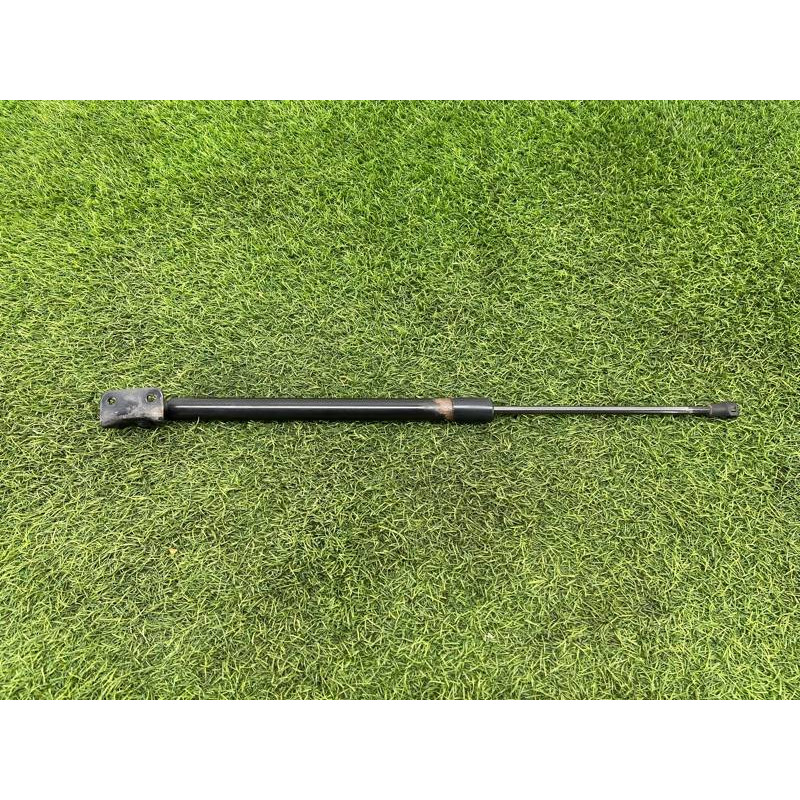 Амортизатор багажника (кузов и элементы) Renault Scenic III 2011 1.6 R9M 904500004r