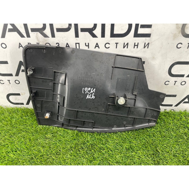 Накладка центральной консоли (салон) Renault Scenic III 2011 1.6 R9M 689300010R