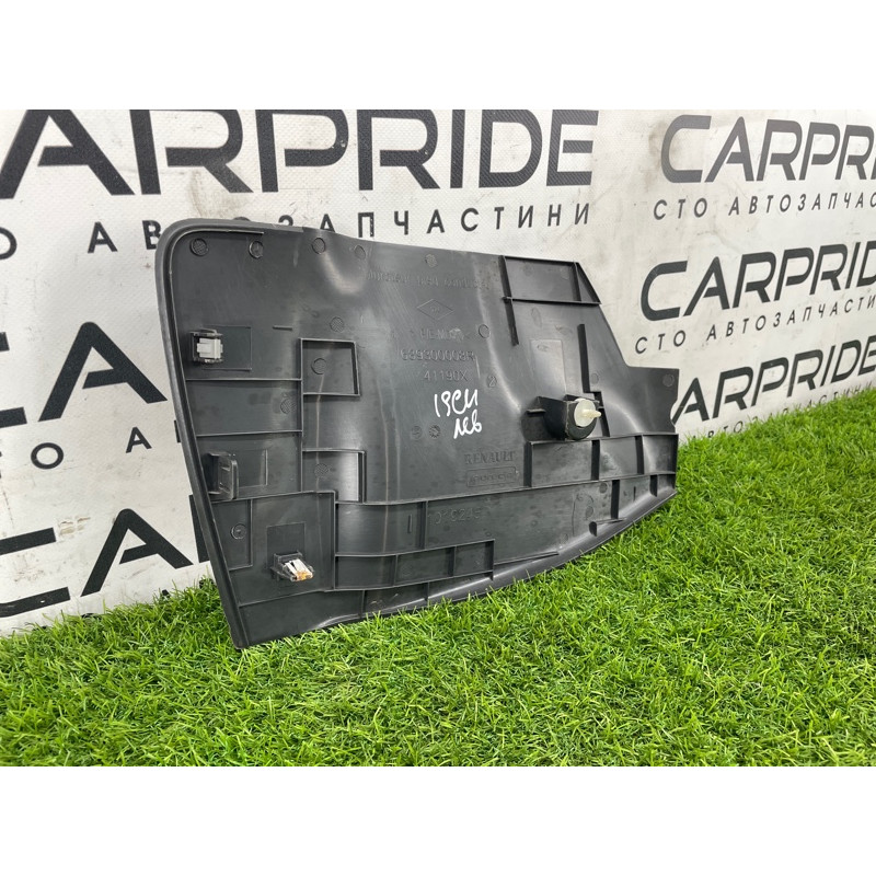 Накладка центральной консоли (салон) Renault Scenic III 2011 1.6 R9M 689300010R
