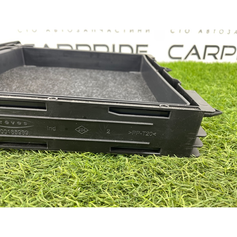 Бардачок сидения (салон) Renault Scenic III 2011 1.6 R9M 883900001R