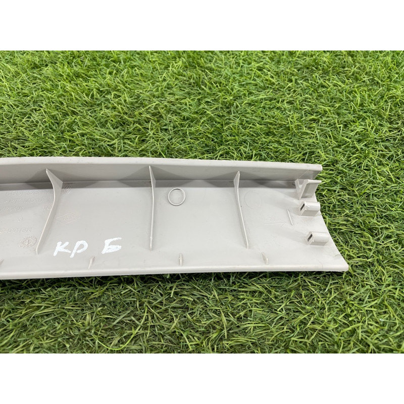 Обшивка крышки багажника (салон) Renault Scenic III 2011 1.6 R9M 909040018R