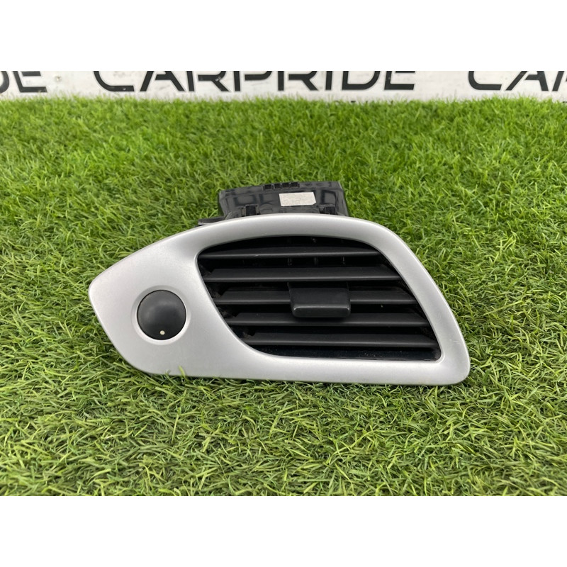 Дефлектор воздуховода (салон) Renault Scenic III 2011 1.6 R9M 687613350R