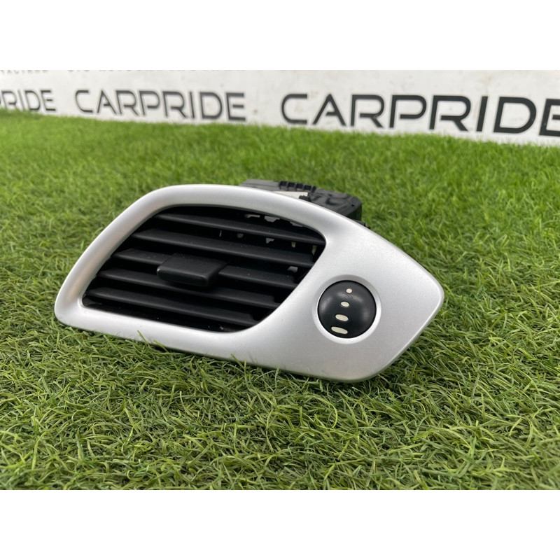 Дефлектор воздуховода (салон) Renault Scenic III 2011 1.6 R9M 687607083R