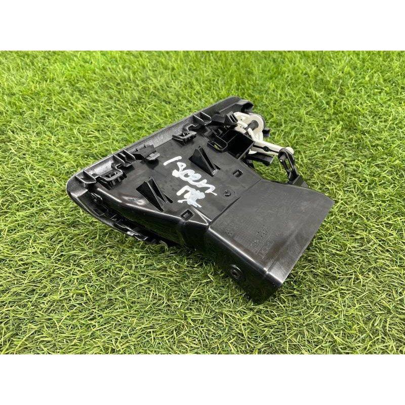 Дефлектор воздуховода (салон) Renault Scenic III 2011 1.6 R9M 687607083R