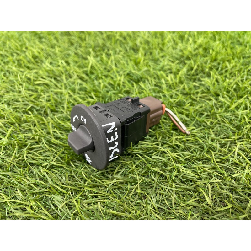 Кнопка AirBag (электрика / кнопки) Renault Scenic III 2011 1.6 R9M 681995427R