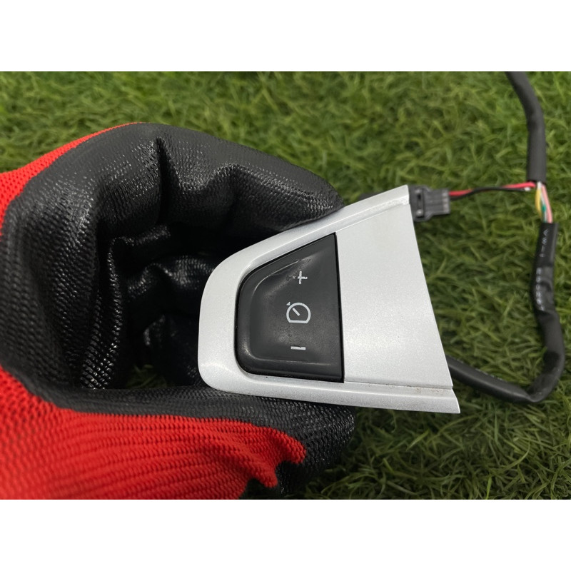 Кнопки руля (электрика / кнопки) Renault Scenic III 2011 1.6 R9M 255501805R