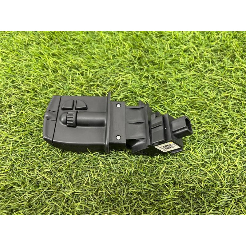 Кнопки мультимедиа (электрика / кнопки) Renault Scenic III 2011 1.6 R9M 255520013R