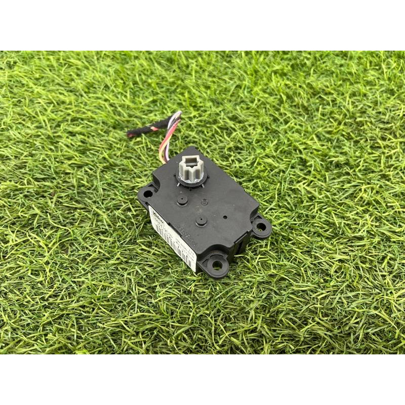 Привод заслонки отопителя (отопление и кондиционирование) Renault Scenic III 2011 1.6 R9M T1006419G