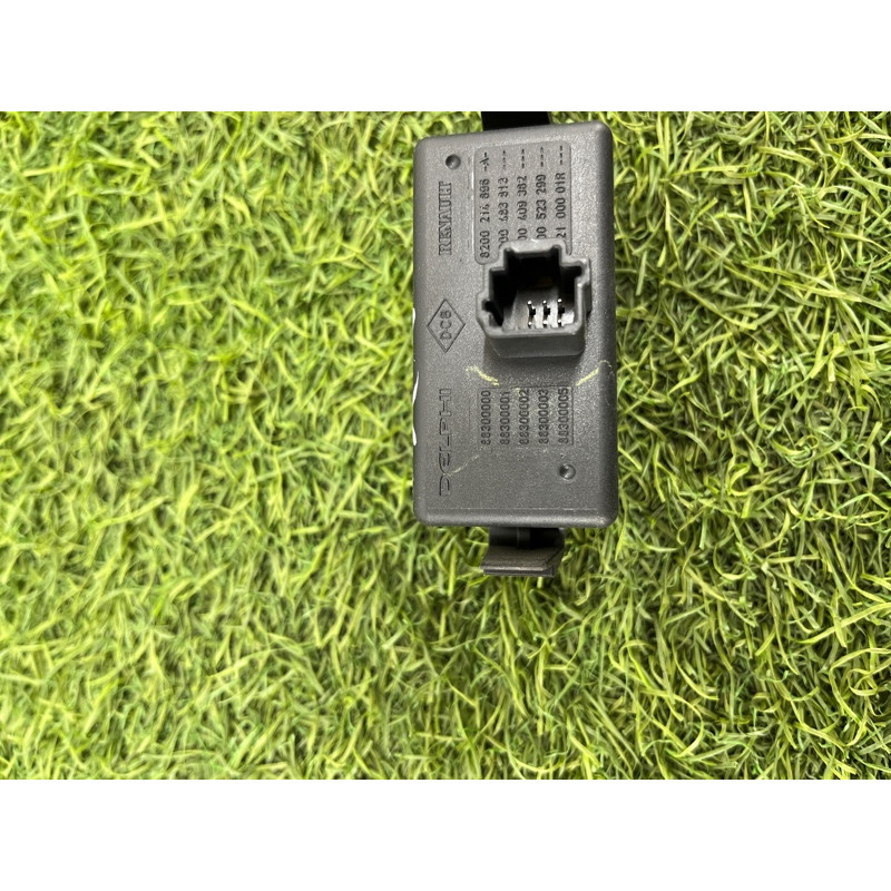 Кнопка аварийной сигнализации (электрика / кнопки) Renault Scenic III 2011 1.6 R9M 252100502R