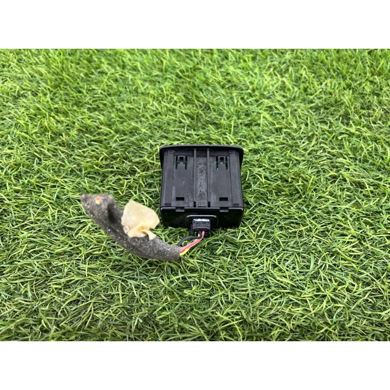 Разъем aux (электрика) Renault Scenic III 2011 1.6 R9M 280230005R