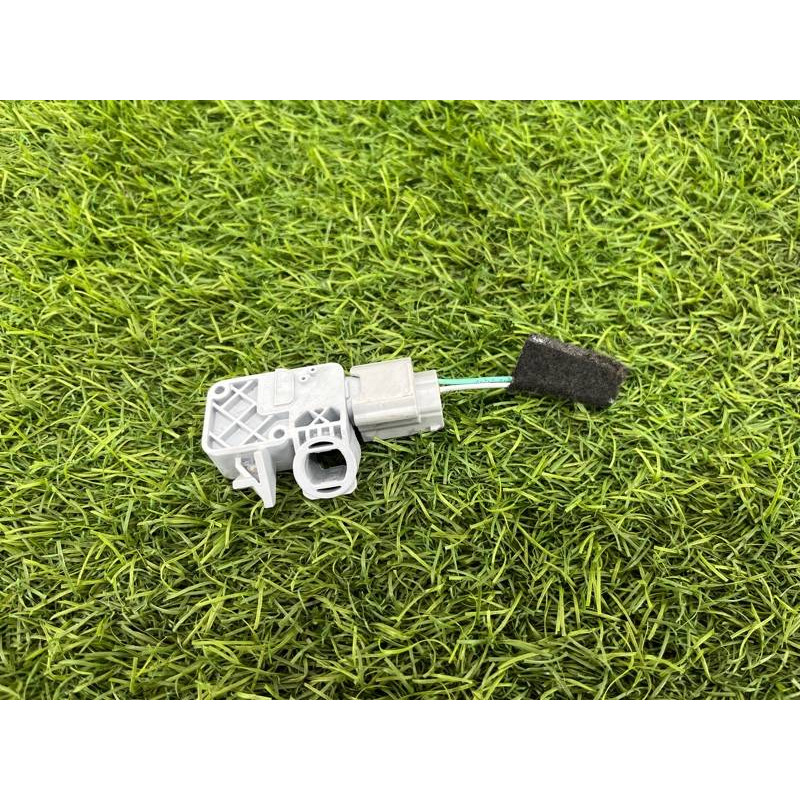 Датчик удара (электрика / датчики) Renault Scenic III 2011 1.6 R9M 988312833R