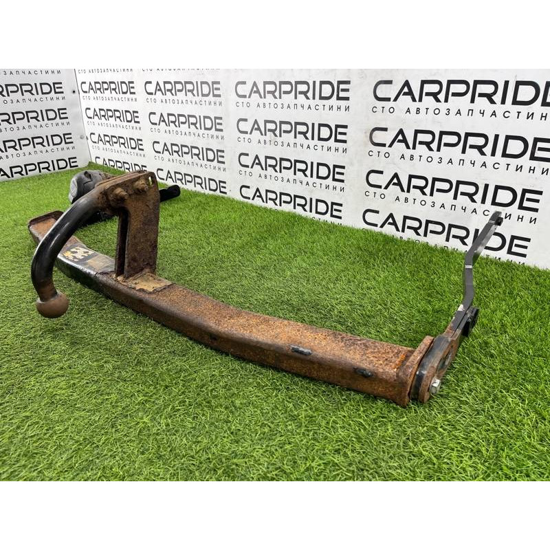 Фаркоп (кузов и элементы) Renault Scenic III 2011 1.6 R9M 8201153890