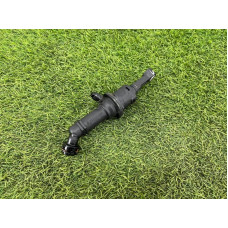 Главный цилиндр сцепления