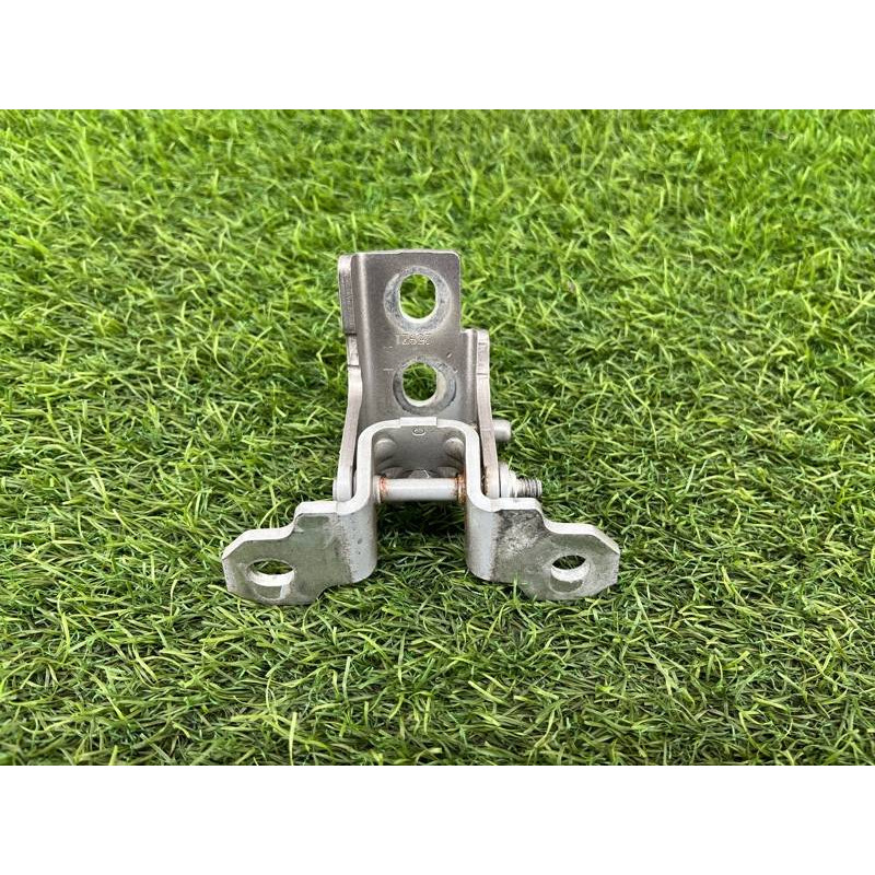 Петля двери (кузов и элементы) Renault Scenic III 2011 1.6 R9M 804000017R