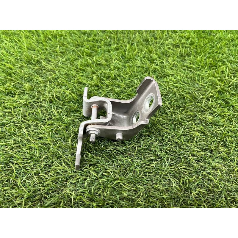 Петля двери (кузов и элементы) Renault Scenic III 2011 1.6 R9M 804000017R