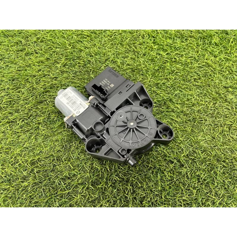 Мотор стеклоподъемника (электрика) Renault Scenic III 2011 1.6 R9M 827303178R