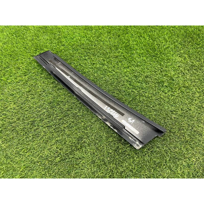 Накладка стойки (кузов и элементы) Renault Scenic III 2011 1.6 R9M 822820008R