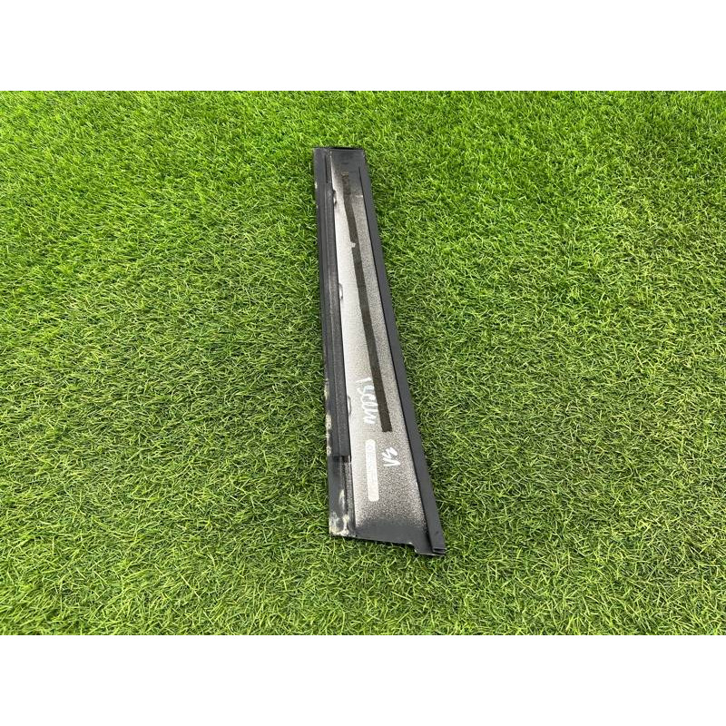 Накладка стойки (кузов и элементы) Renault Scenic III 2011 1.6 R9M 822820008R