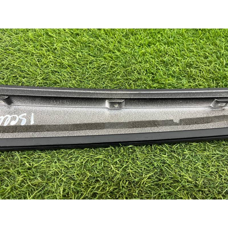 Накладка стойки (кузов и элементы) Renault Scenic III 2011 1.6 R9M 822820008R