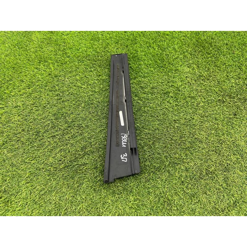 Накладка стойки (кузов и элементы) Renault Scenic III 2011 1.6 R9M 822830007R