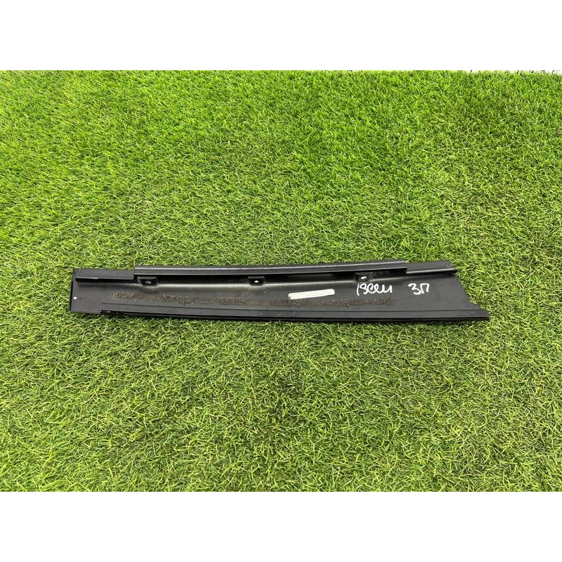 Накладка стойки (кузов и элементы) Renault Scenic III 2011 1.6 R9M 822830007R