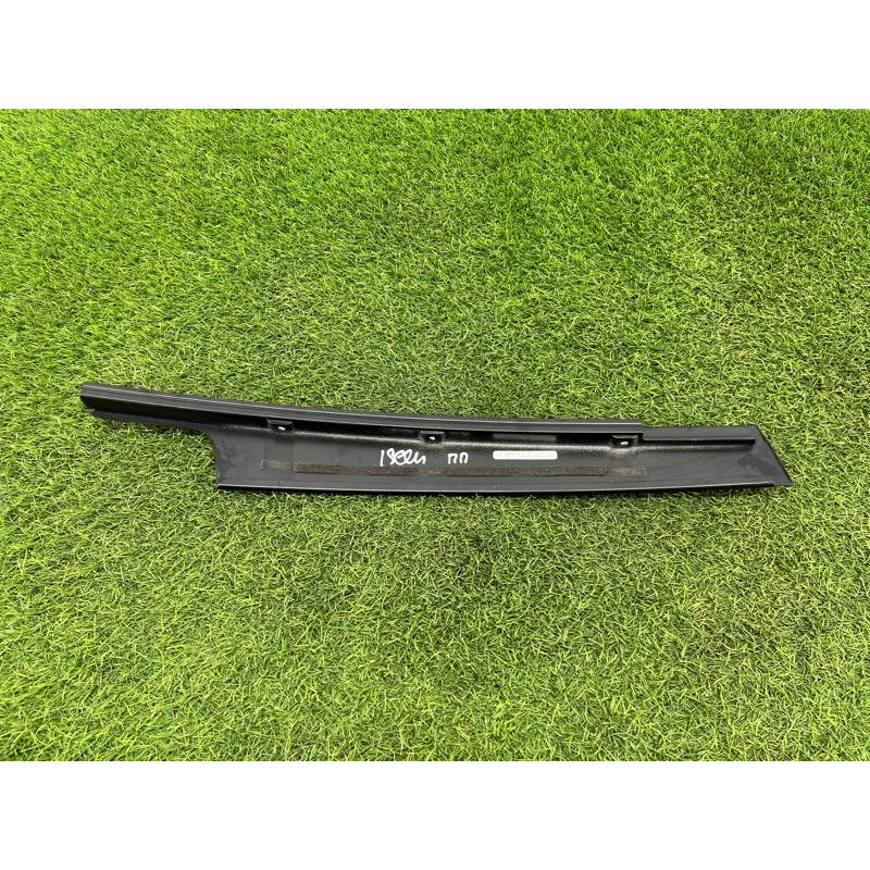 Накладка стойки (кузов и элементы) Renault Scenic III 2011 1.6 R9M 802840008R