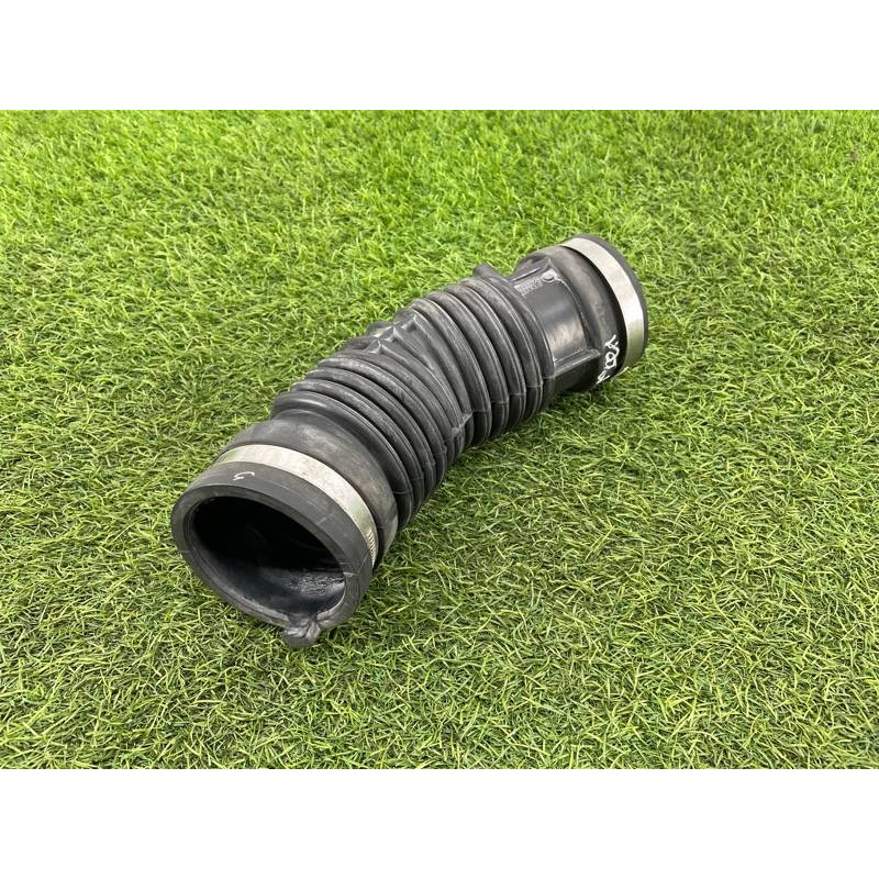 Патрубок воздушного фильтра (впускная система) Renault Scenic III 2011 1.6 R9M 165751903R