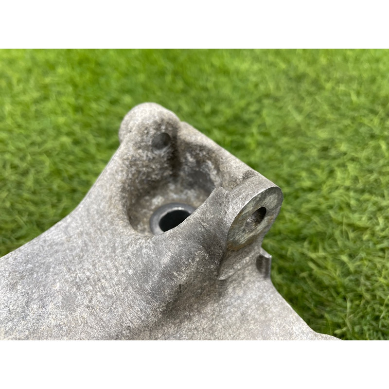 Кронштейн генератора (кронштейны двигателя) Renault Scenic III 2011 1.6 R9M 117105124R