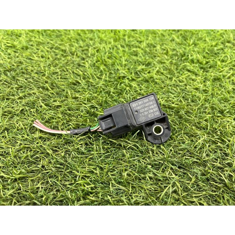 Датчик давления во впускном коллекторе (электрика двигателя) Renault Scenic III 2011 1.6 R9M 223657458R