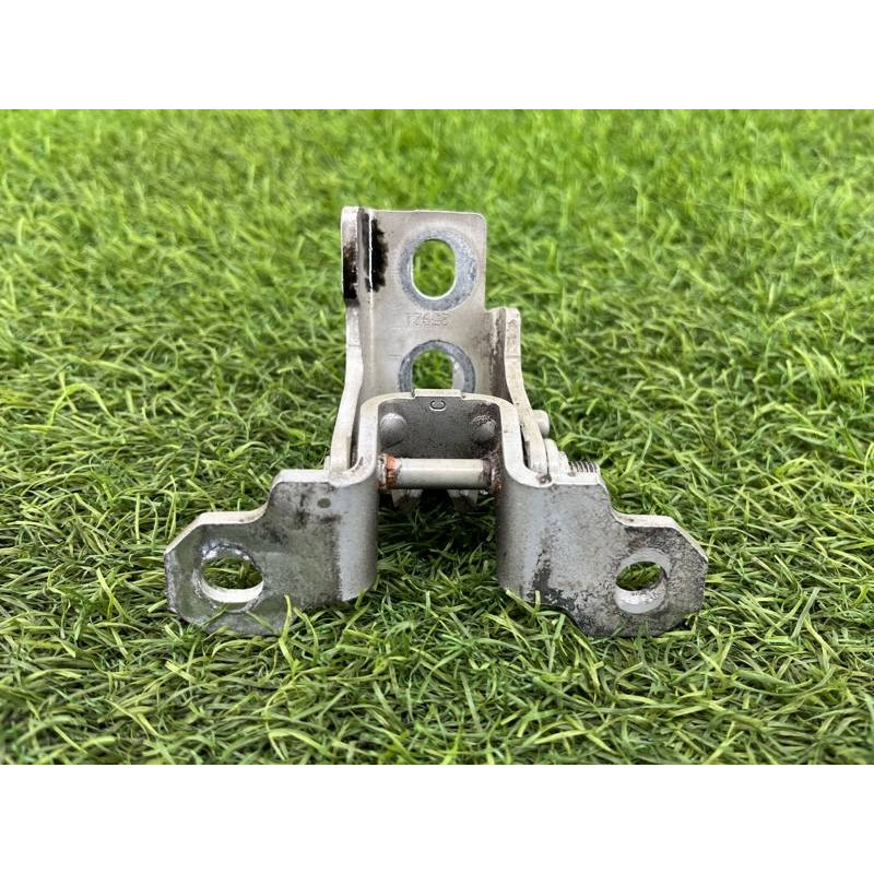 Петля двери (кузов и элементы) Renault Scenic III 2011 1.6 R9M 804010018R