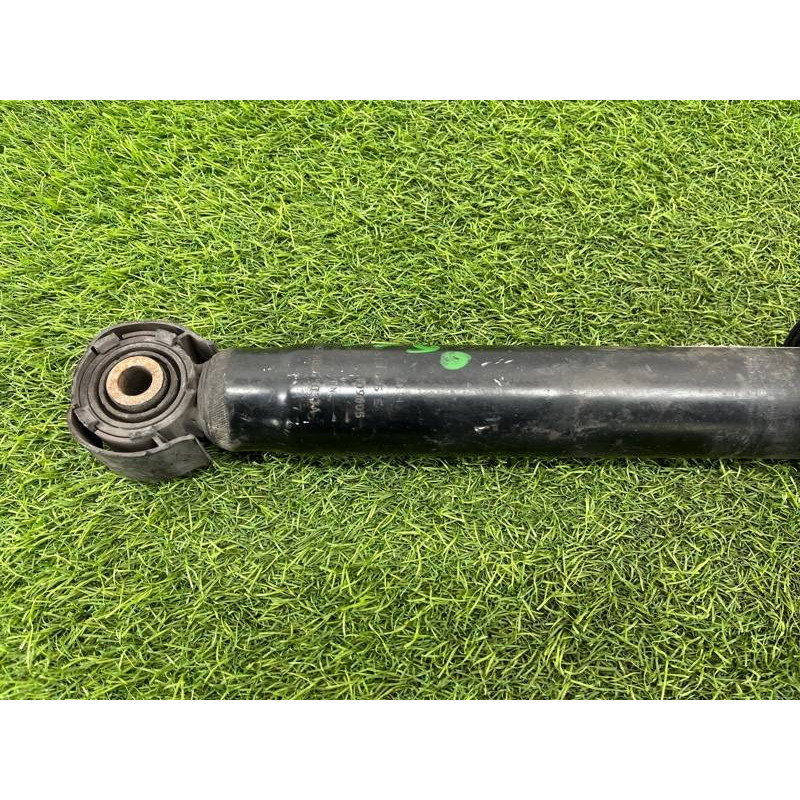 Амортизатор (подвеска) Audi Q5 8R 2012 3.2 CALB 8R0513035E