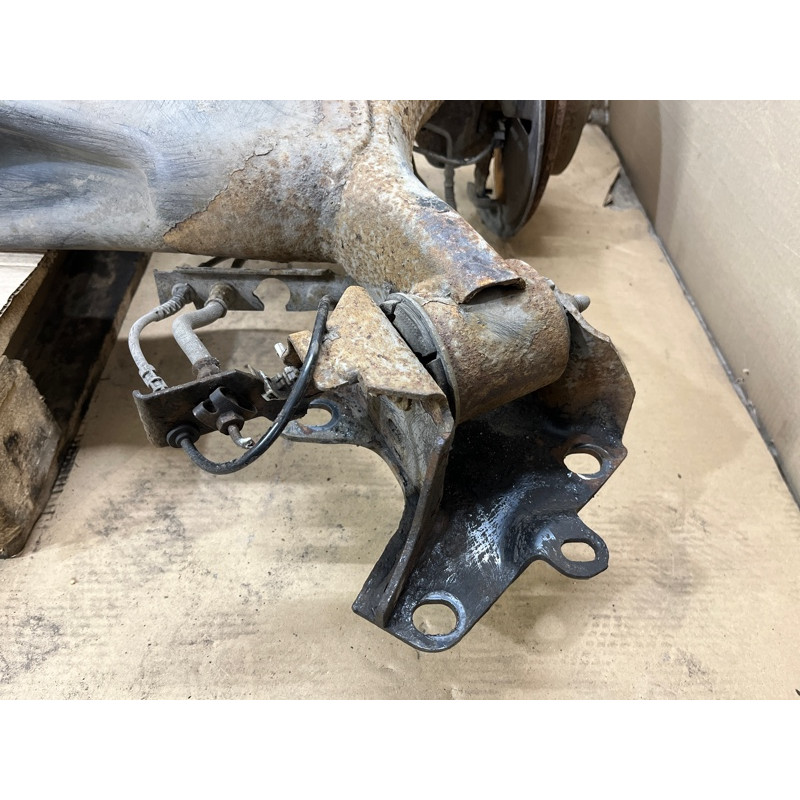 Балка подвески (подвеска) Renault Scenic III 2011 1.6 R9M 555113282R