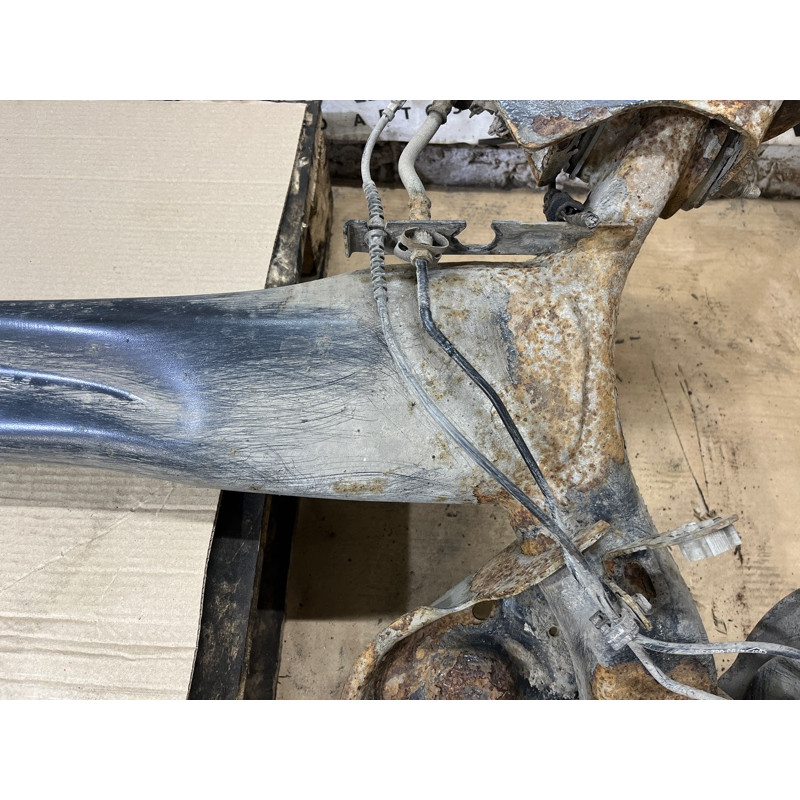 Балка подвески (подвеска) Renault Scenic III 2011 1.6 R9M 555113282R