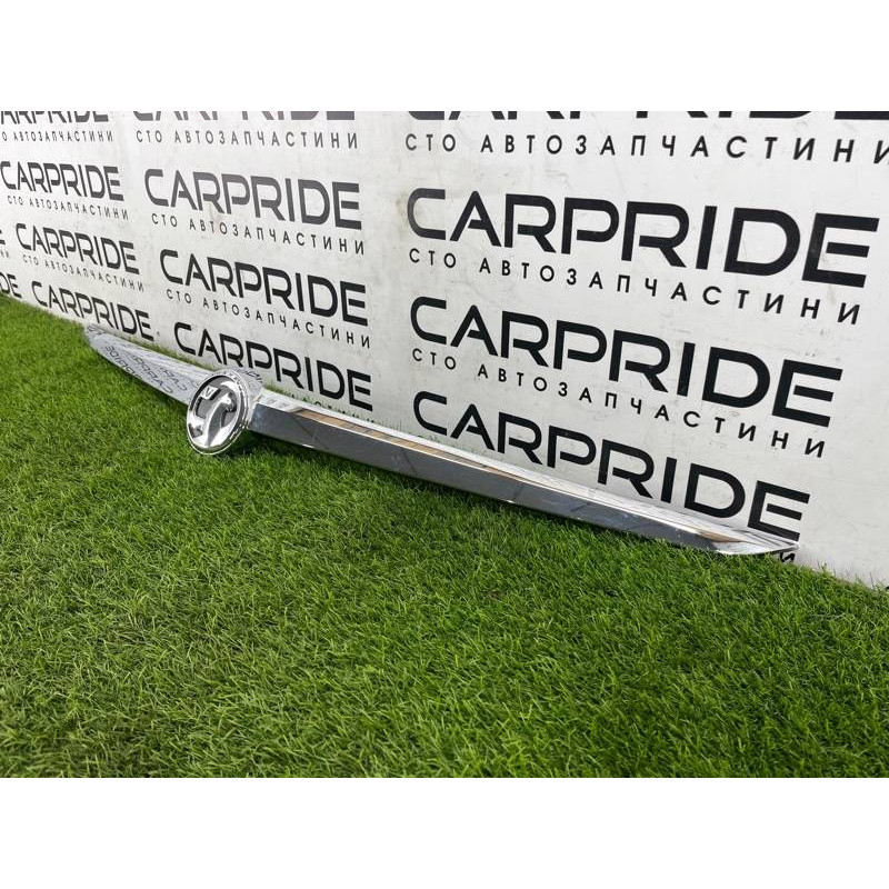 Накладка крышки багажника (кузов и элементы) Opel Insignia A 2012 2.0 DTH 13244388