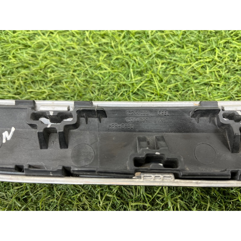 Накладка крышки багажника (кузов и элементы) Opel Insignia A 2012 2.0 DTH 13244388