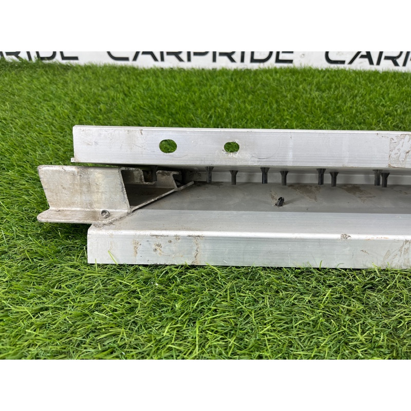 Накладка на поріг (кузов і елементи) BMW X5 E53 2003 M62B44 51718403077