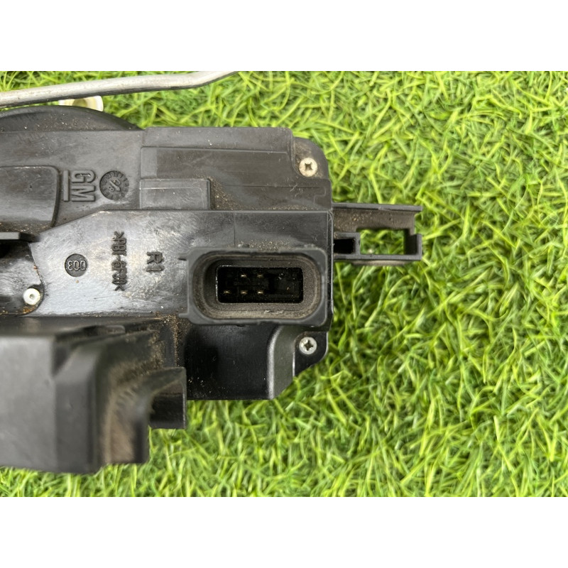 Замок двери (кузов и элементы) Opel Vectra C 2.2 Z22YH 13210769