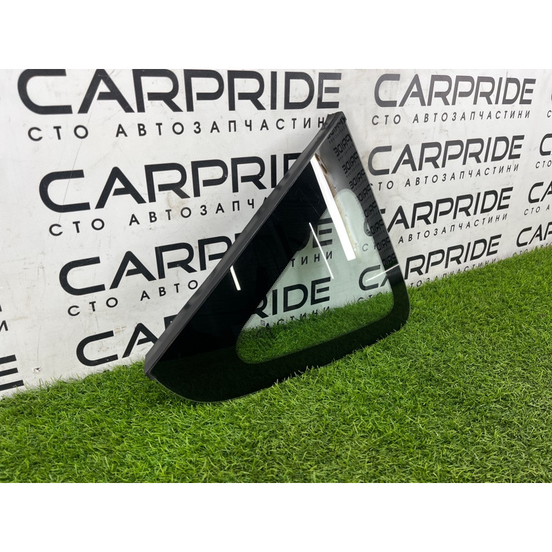 Форточка кузова (стекла и зеркала) Renault Scenic III 2011 1.6 R9M 833070003R