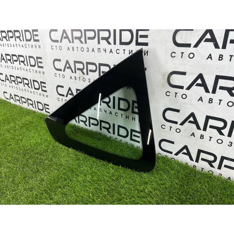 Форточка кузова (стекла и зеркала) Renault Scenic III 2011 1.6 R9M 833070003R