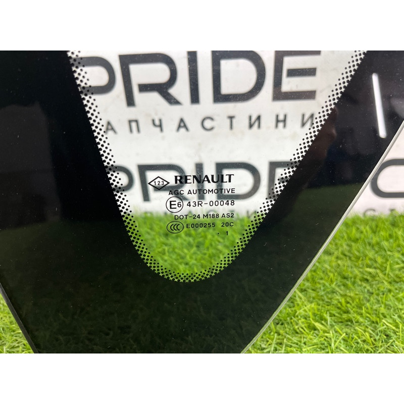 Форточка кузова (стекла и зеркала) Renault Scenic III 2011 1.6 R9M 833070003R