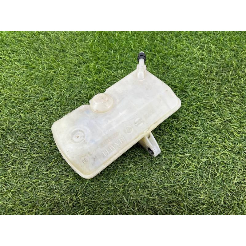 Бачок тормозной жидкости (тормозная система) Renault Scenic III 2011 1.6 R9M 460910004R