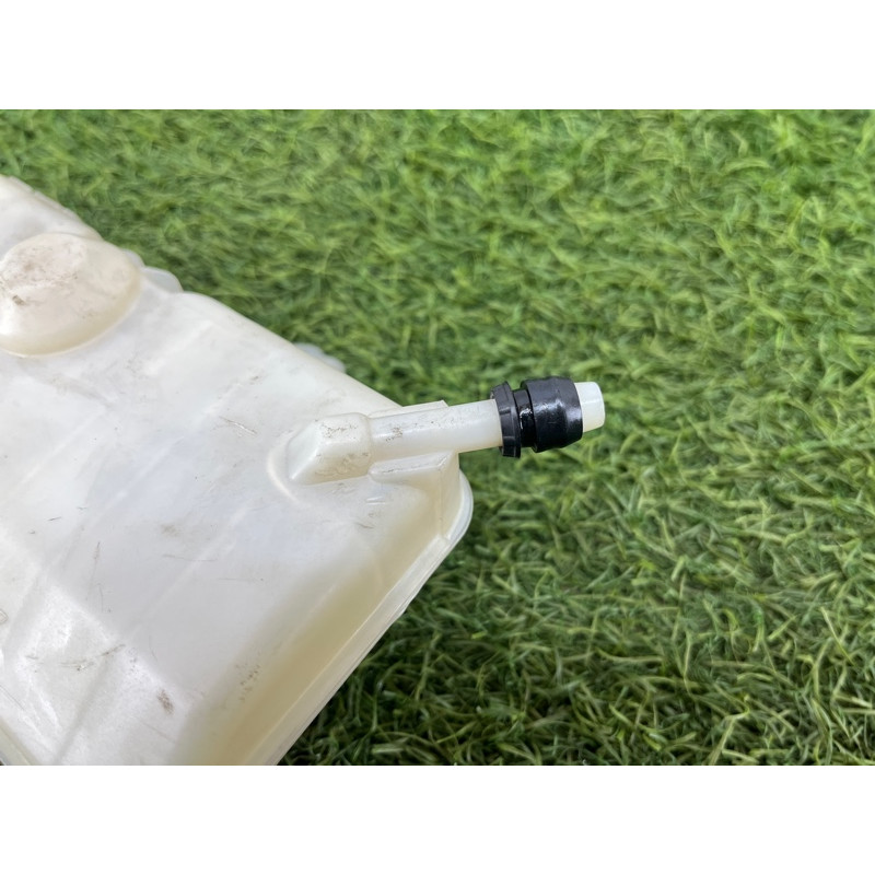 Бачок тормозной жидкости (тормозная система) Renault Scenic III 2011 1.6 R9M 460910004R