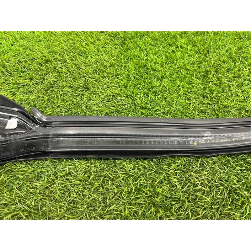 Уплотнитель проема двери (кузов и элементы) Audi A5 F5 2019 2.0 TFSI 8W8833708