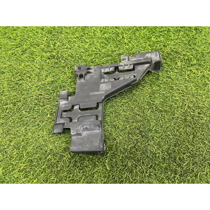Кронштейн фари (кузов і елементи) Audi Q5 8R 2012 3.2 CALB 8R0941454