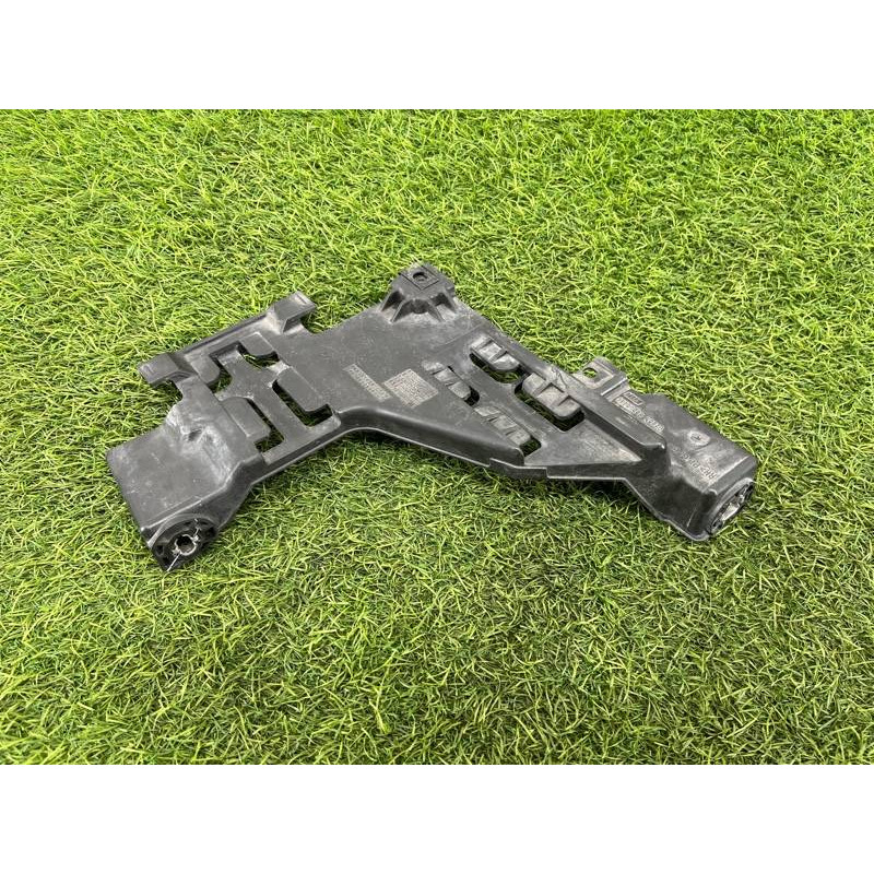 Кронштейн фари (кузов і елементи) Audi Q5 8R 2012 3.2 CALB 8R0941454